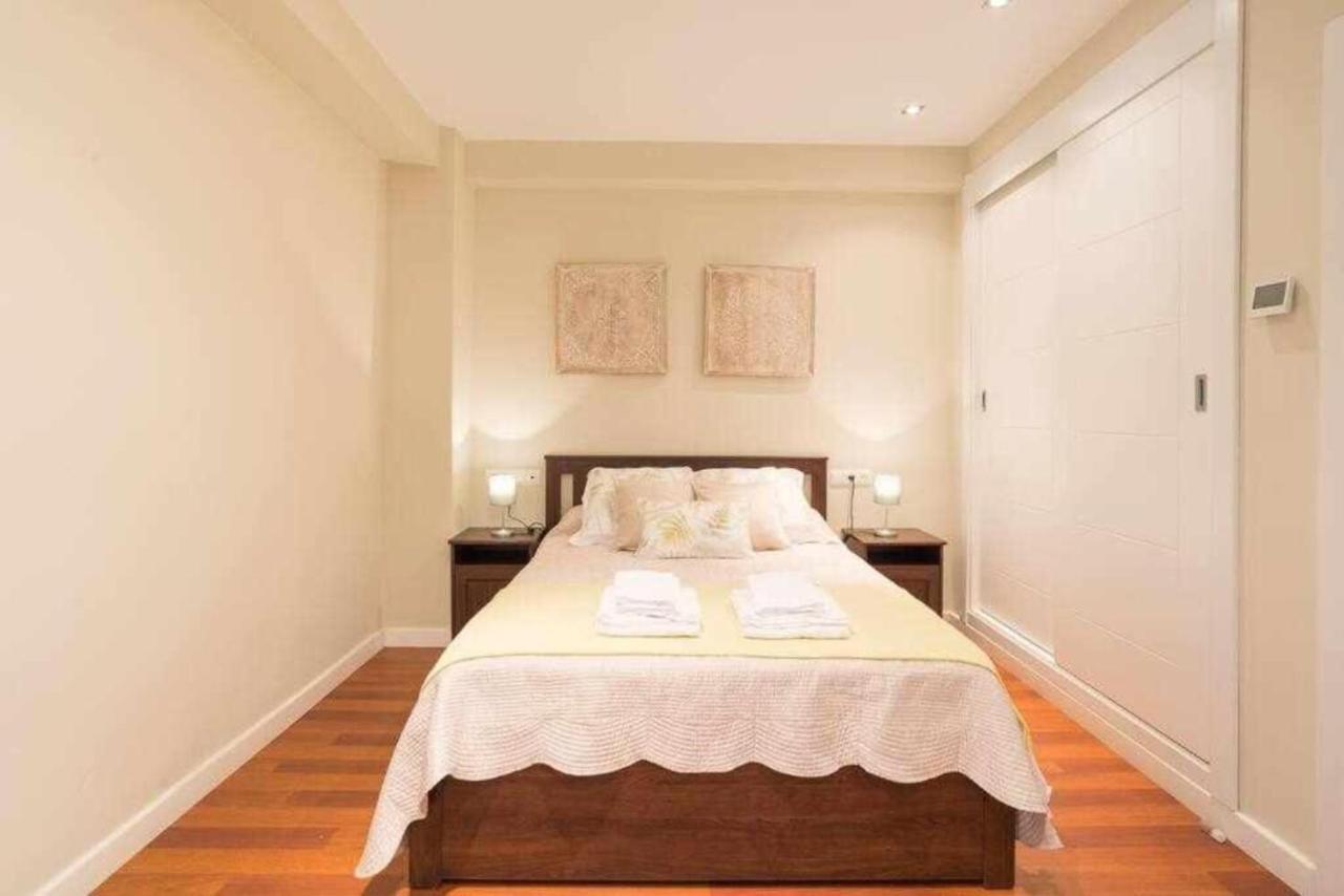 Apartamento Premium Junto A Catedral Malaga Exterior photo